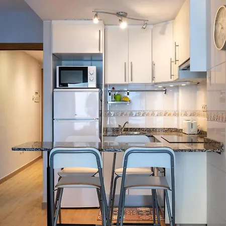 Apartamento At099 Con Piscina, A Tan Solo 600m De La Playa La Paella Torredembarra