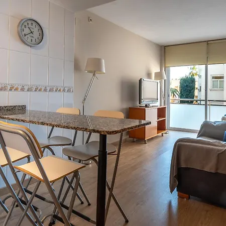 Apartamento At099 Con Piscina, A Tan Solo 600m De La Playa La Paella Torredembarra